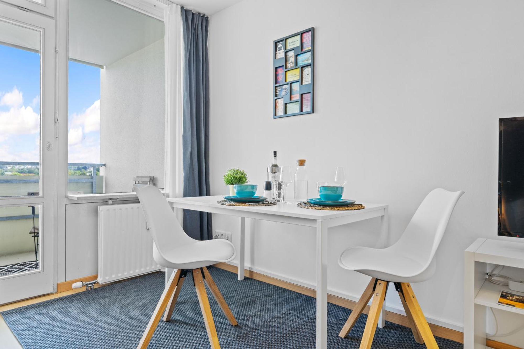 Sonniges City-Apartment Mit Suedbalkon Und Parklatz Neusass Zewnętrze zdjęcie