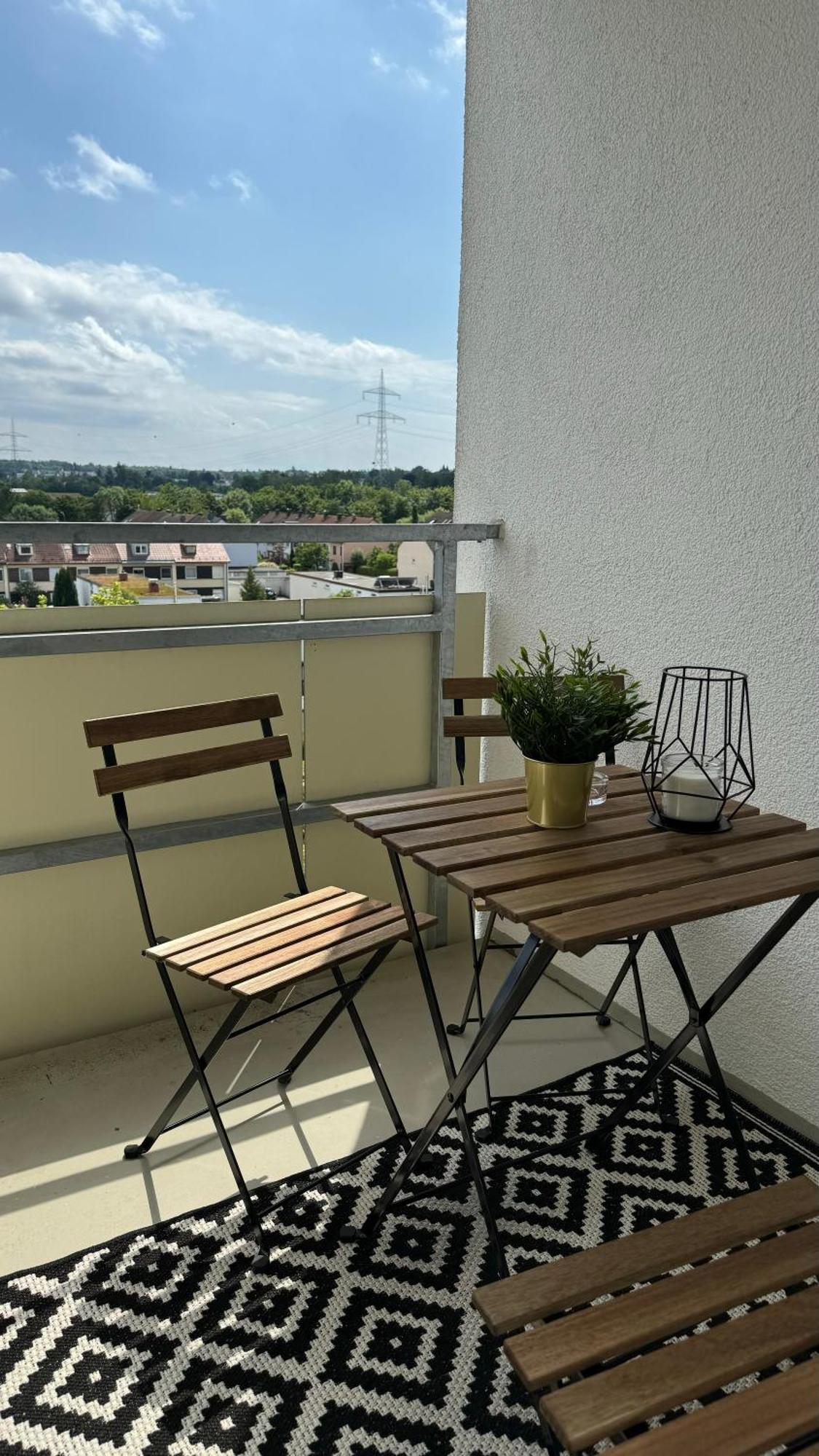 Sonniges City-Apartment Mit Suedbalkon Und Parklatz Neusass Zewnętrze zdjęcie